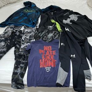 Lot of youth small under Armour sweat, pants, base layers, tights, sweatshirts,